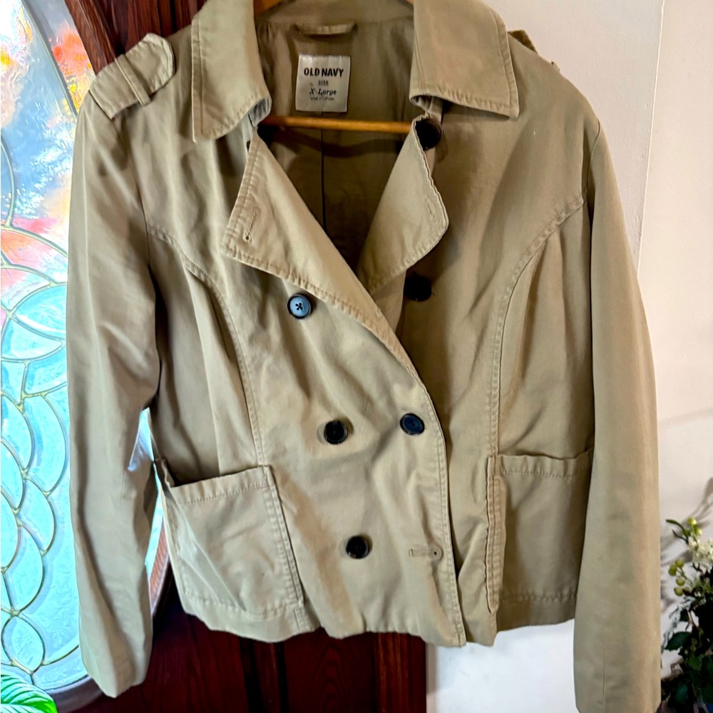 Khaki color sport casual jacket with front buttons